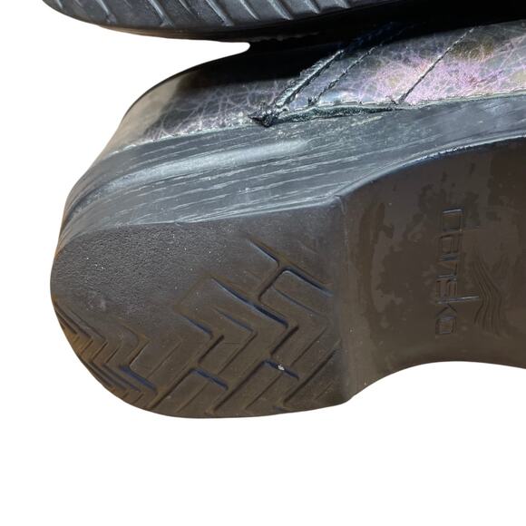 Dansko Metallic Iridescent Oil Sheen Slip On Clogs Sz 39 (US 9) Good Condition - Picture 11 of 12